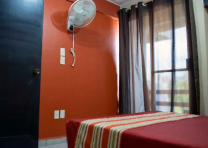 Isabel Hotel 2*